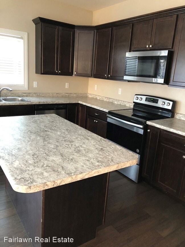 Building Photo - 3 br, 2.5 bath House - 1312 Myrtle Beach Ave.