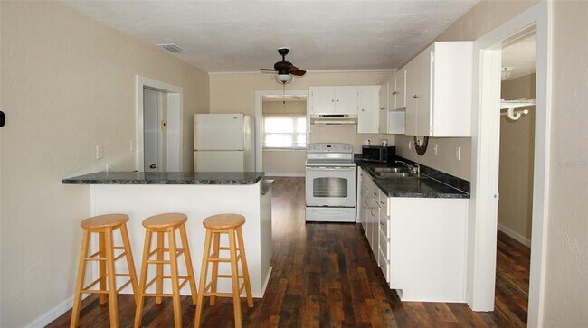 Foto del edificio - 247 Short St