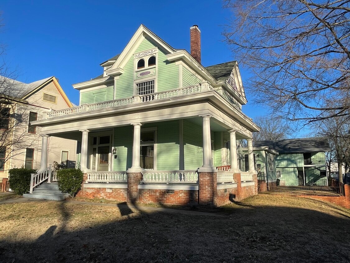 919 Cumberland St Unit 306, Little Rock, AR 72202 Apartments in