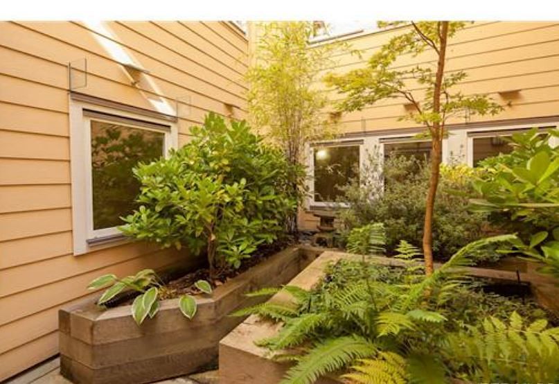 Primary Photo - 655 Goldstream Av