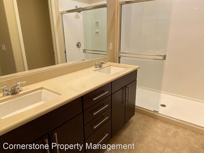 Foto del edificio - 3 br, 3 bath House - 626 Barcelona Loop