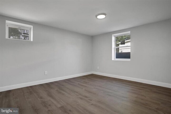 Building Photo - 2611 Rose Valley Dr