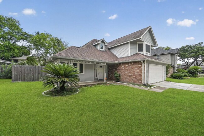 Building Photo - "Charming 3-Bed Oasis with Modern Touches & Granite Elegance in Houston!"