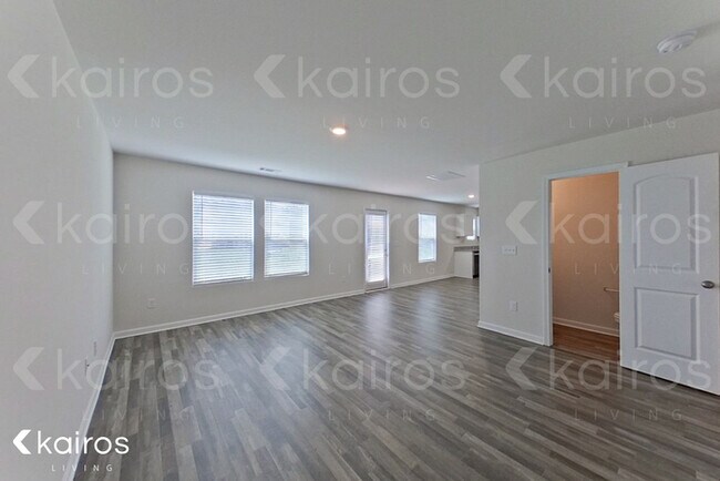 Building Photo - 834 VISTAMOUNT PATH