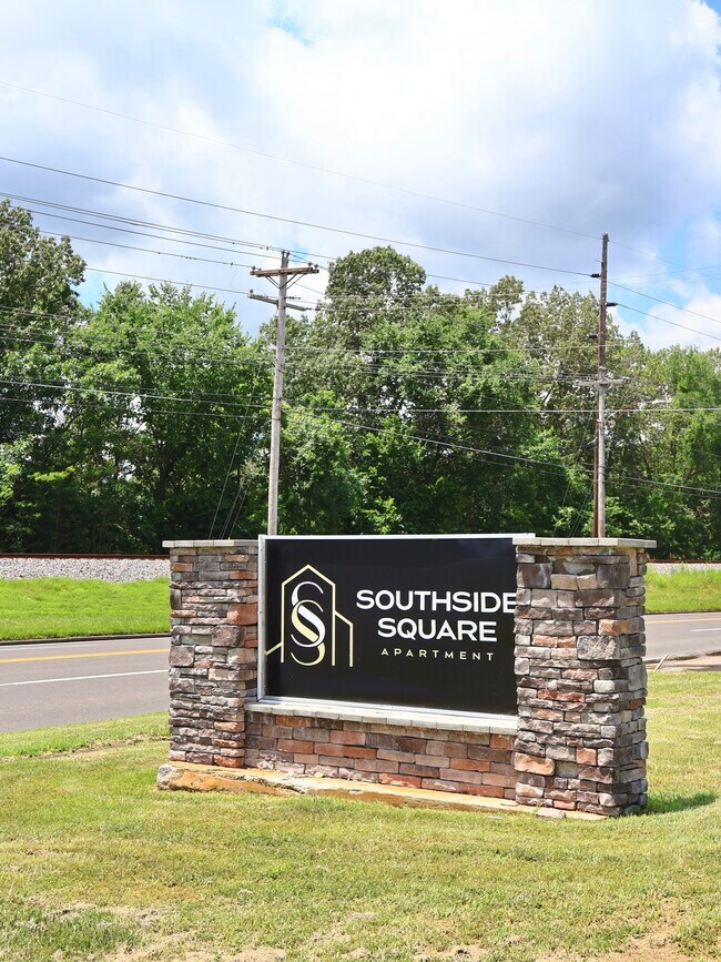 Foto del edificio - Southside Square Apartments - NOW LEASING