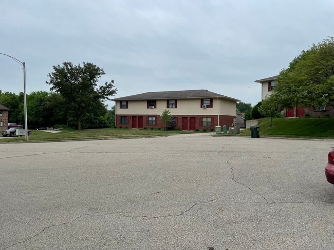 Building Photo - 1220 Bunker Hill Rd