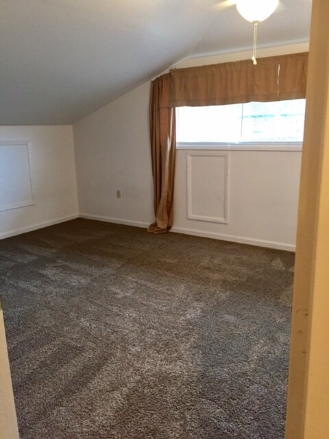 Building Photo - 135 Jung Dr