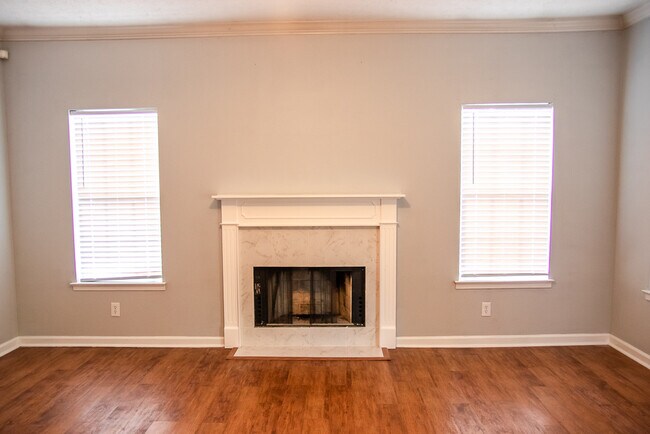 Foto del edificio - 3254 Browns Rd