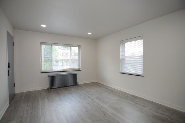 Foto del edificio - 2537 Williams Ave