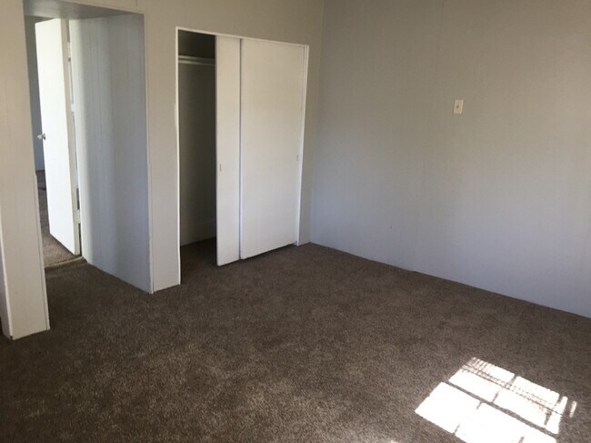 Foto del edificio - 403 E 2700 S