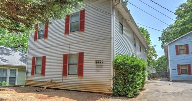 Foto del edificio - 1031 Curran St NW