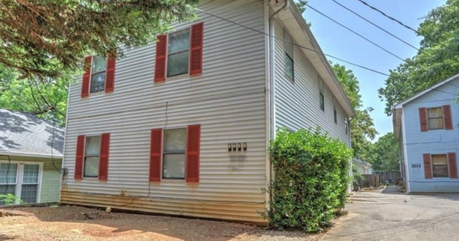 Foto del edificio - 1031 Curran St NW