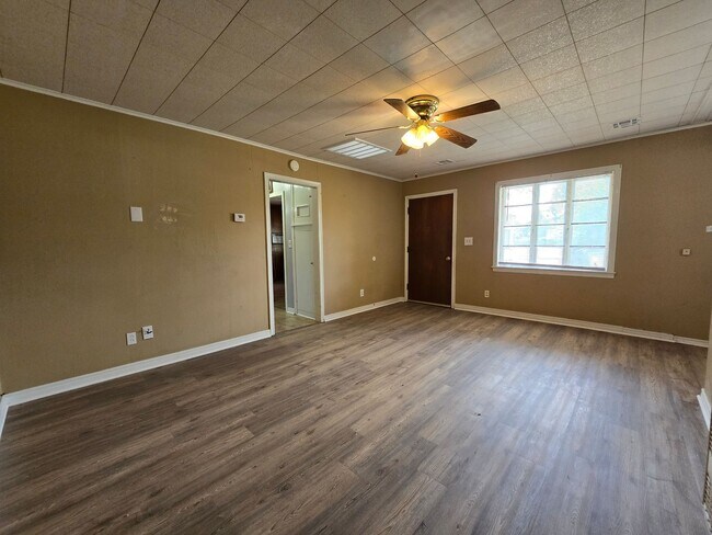 Foto del edificio - Cute 2 bedroom home near OBU