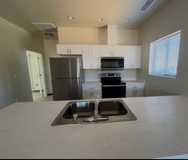 Foto del edificio - 284 Keffer Ln