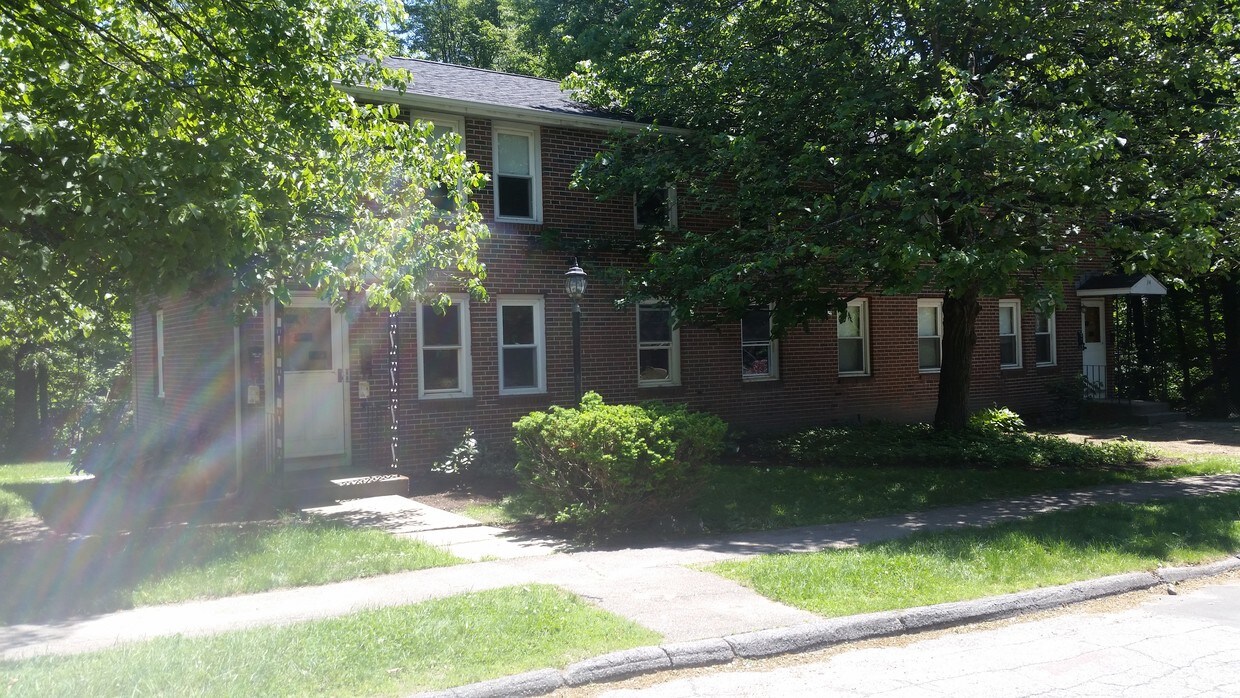 36 Goldthwaite Rd, Worcester, MA 01605 Apartments in Worcester, MA