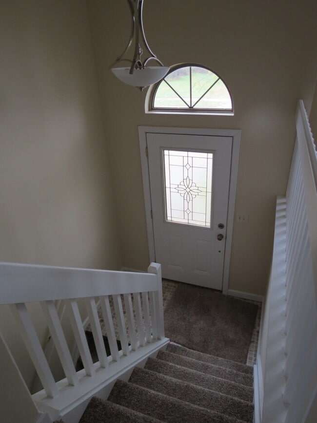 Building Photo - 35 Ashton Dr