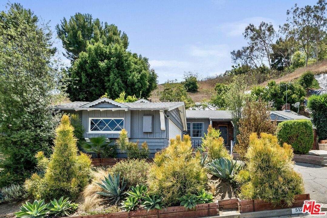 Primary Photo - 5122 Veronica St