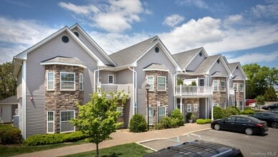 Building Photo - 205 Pine Creek Ave