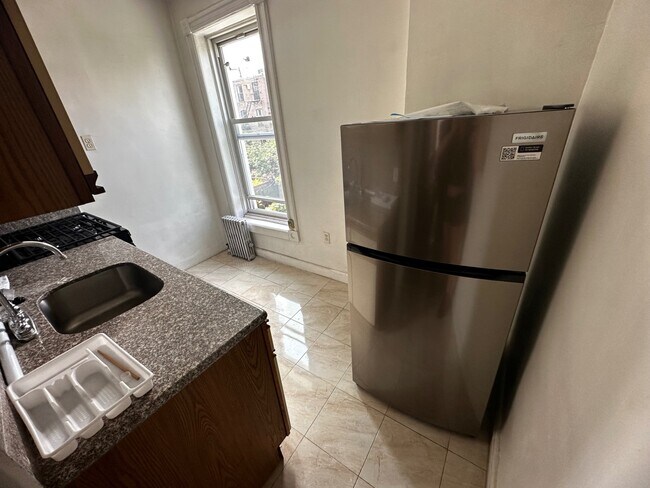 Foto del edificio - 368 Douglass St