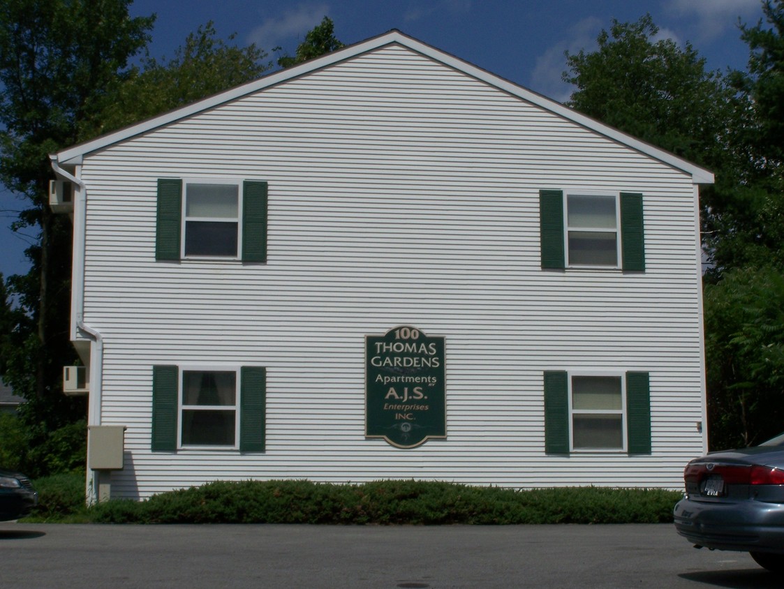 Building Photo - Thomas Gardens Apartments