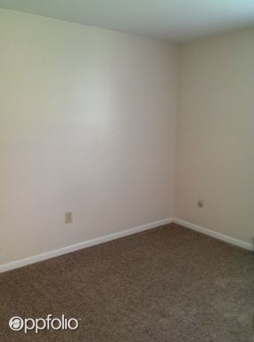 Building Photo - 130 Maynard Dr