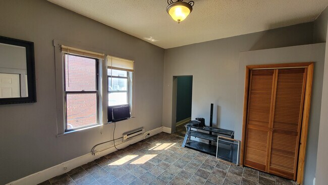 Foto del edificio - 410 7th St