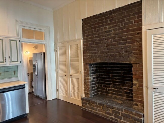 Foto del edificio - 226 E Gwinnett St