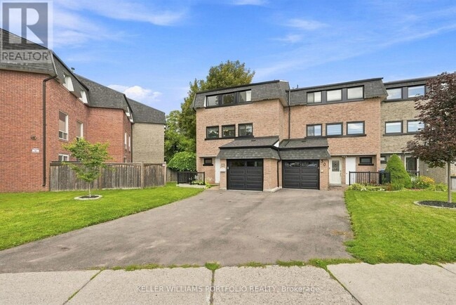 Building Photo - 32 Henderson Dr
