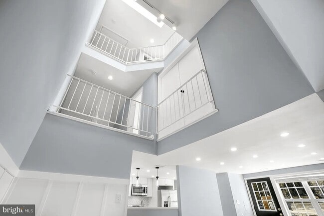 Photo - 8804 Rustburg Cir (Gaithersburg, MD) Townhome