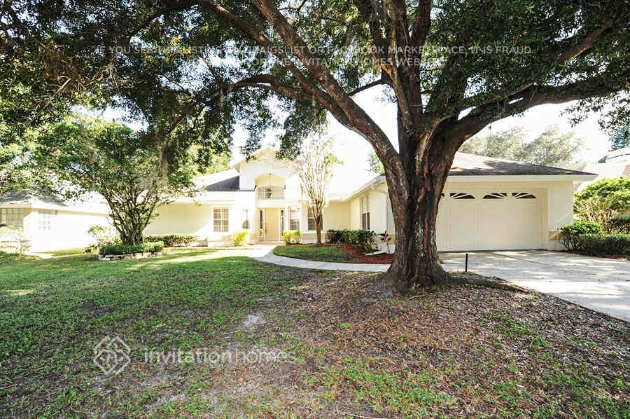 Foto principal - 16709 Windsor Park Dr