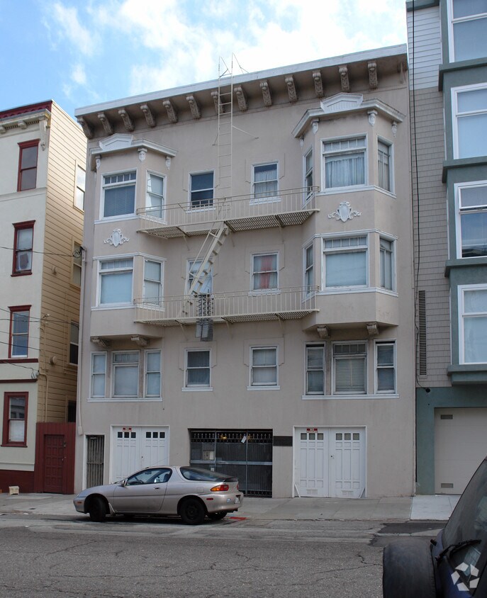 Building Photo - 1650 Washington St