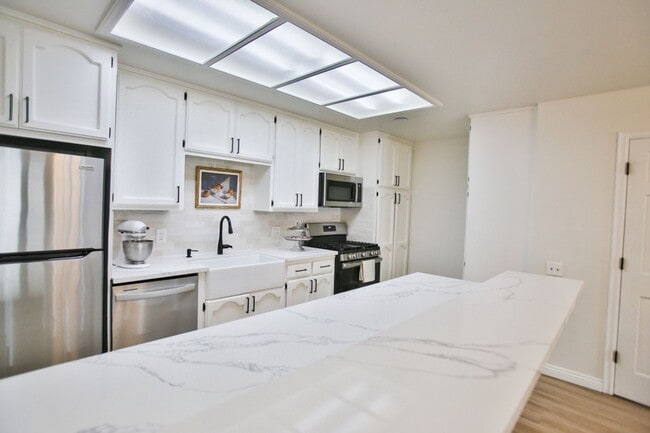 Foto del edificio - Los Caballeros #001