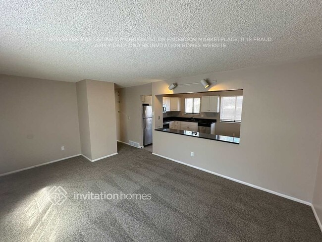 Foto del edificio - 10491 Owens Cir