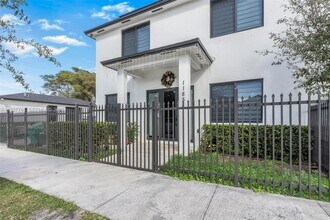 Building Photo - 11855 SW 220th St