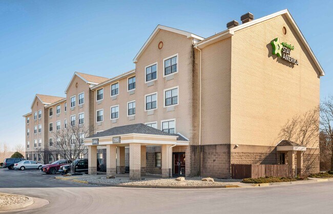 Building Photo - Furnished Studio-Cincinnati - Florence - Turfway Rd.