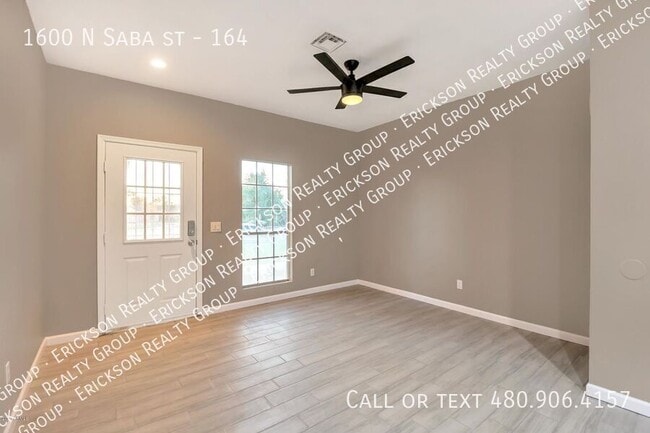 Building Photo - 1600 N Saba St