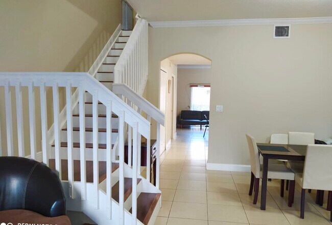 Foto del edificio - 8850 W Flagler St