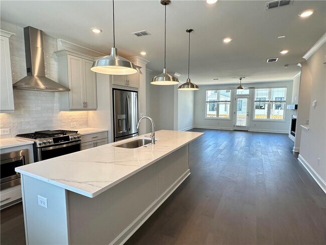 Building Photo - 1116 Larkin Dr