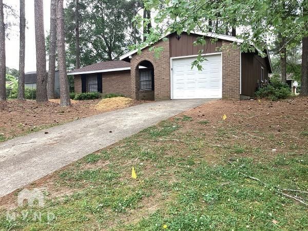 Building Photo - 9072 Woodgreen Way
