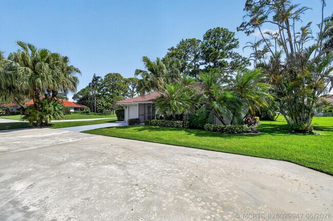 Building Photo - 13289 Touchstone Pl