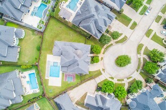 Building Photo - 28110 Bayou Cove Ct