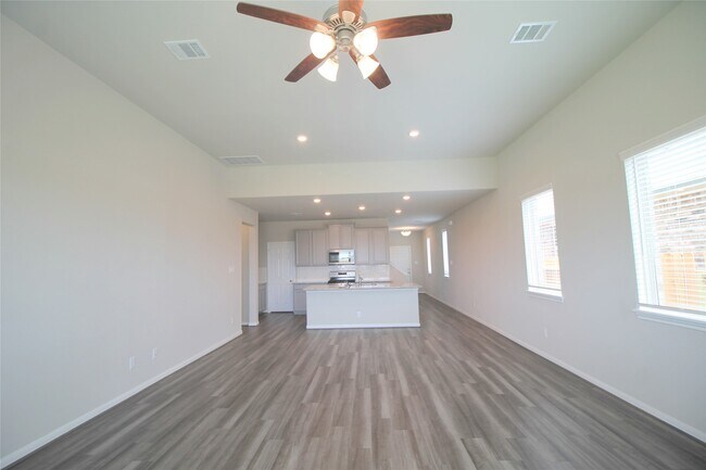 Foto del edificio - 26018 Windy Prairie Ct