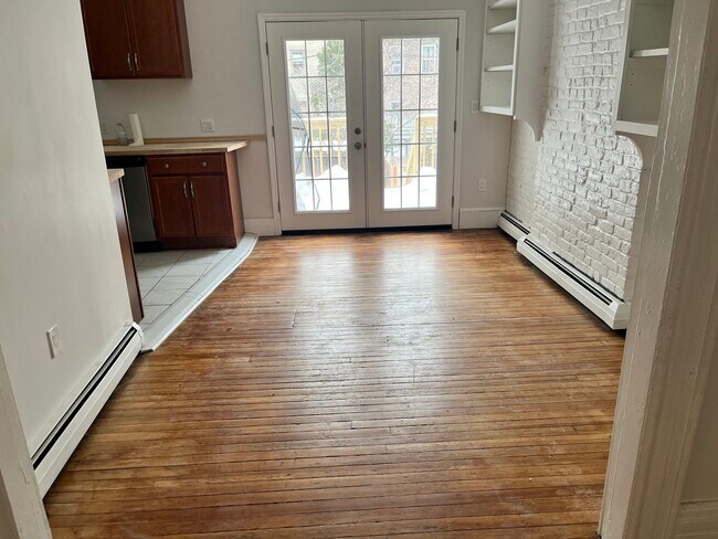 Foto del edificio - 301 Hudson Ave