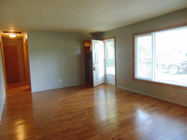 Foto del edificio - 5333 Bluffton Rd