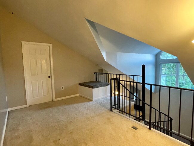 Foto del edificio - 3540 Powder Mill Rd