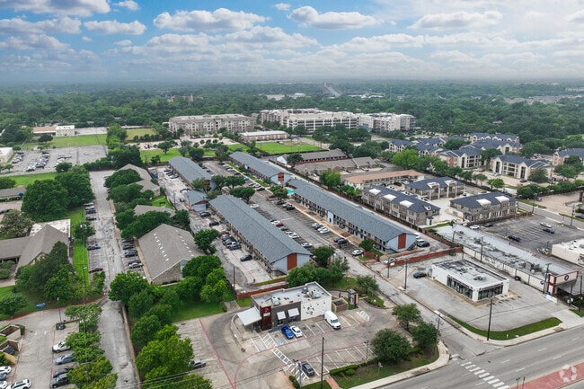 Context - Linda Vista Apartments