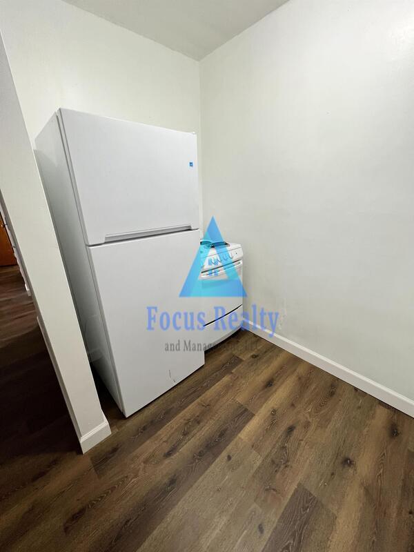 560 E Main St Unit Apt 9, Lancaster, OH 43130 Condo for Rent in