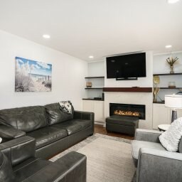 Foto del edificio - 205 Lake Hills Rd