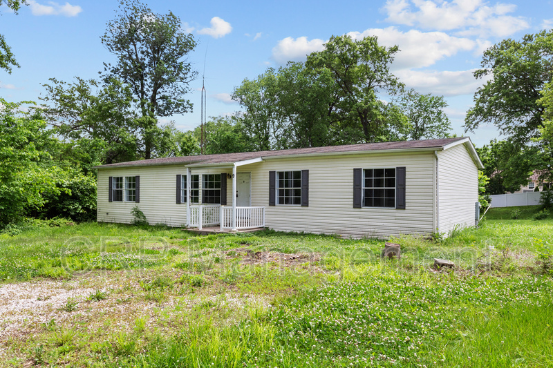 Primary Photo - 9 Corral Ln