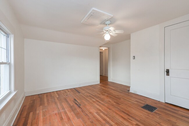 Foto del edificio - 3372 Sutton Rd